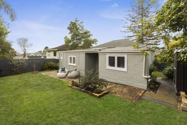 13 South Lynn Road Titirangi_4