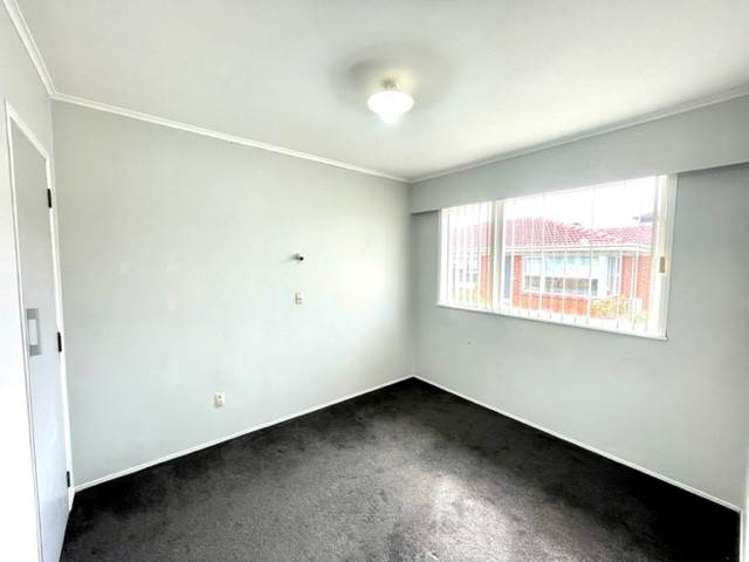 1/20 Cornwall Park Avenue Epsom_6