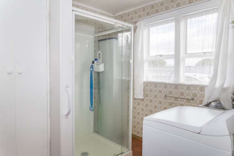 51 Allardice Street Dannevirke_12