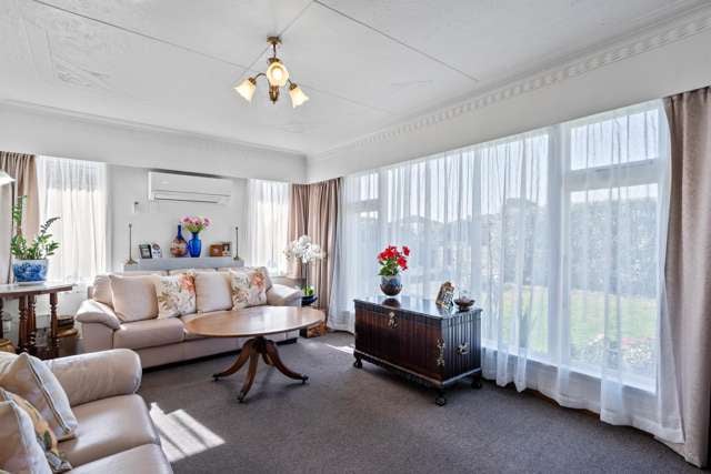 586 Tay Street Hawthorndale_1