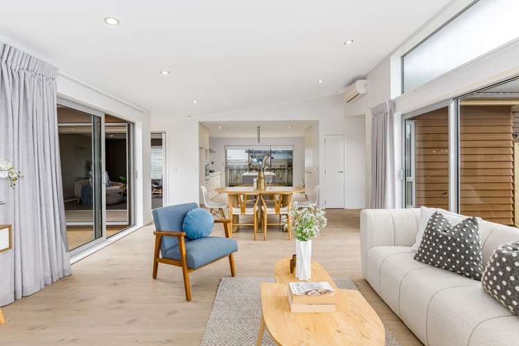 14 Tea Tree Lane Woodridge_9