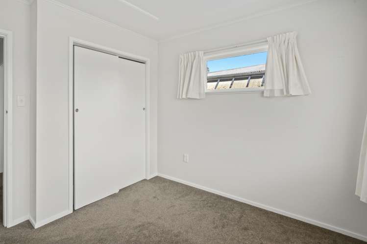 2/7 Lichfield Street Stoke_7