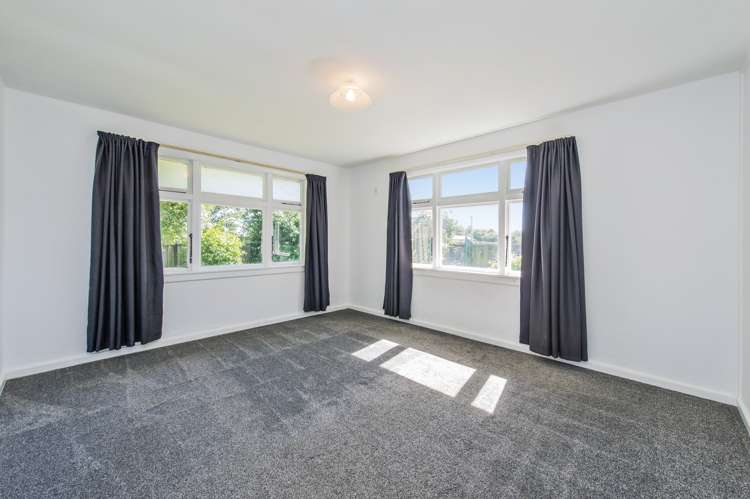 2 Lee Street Southbridge_11