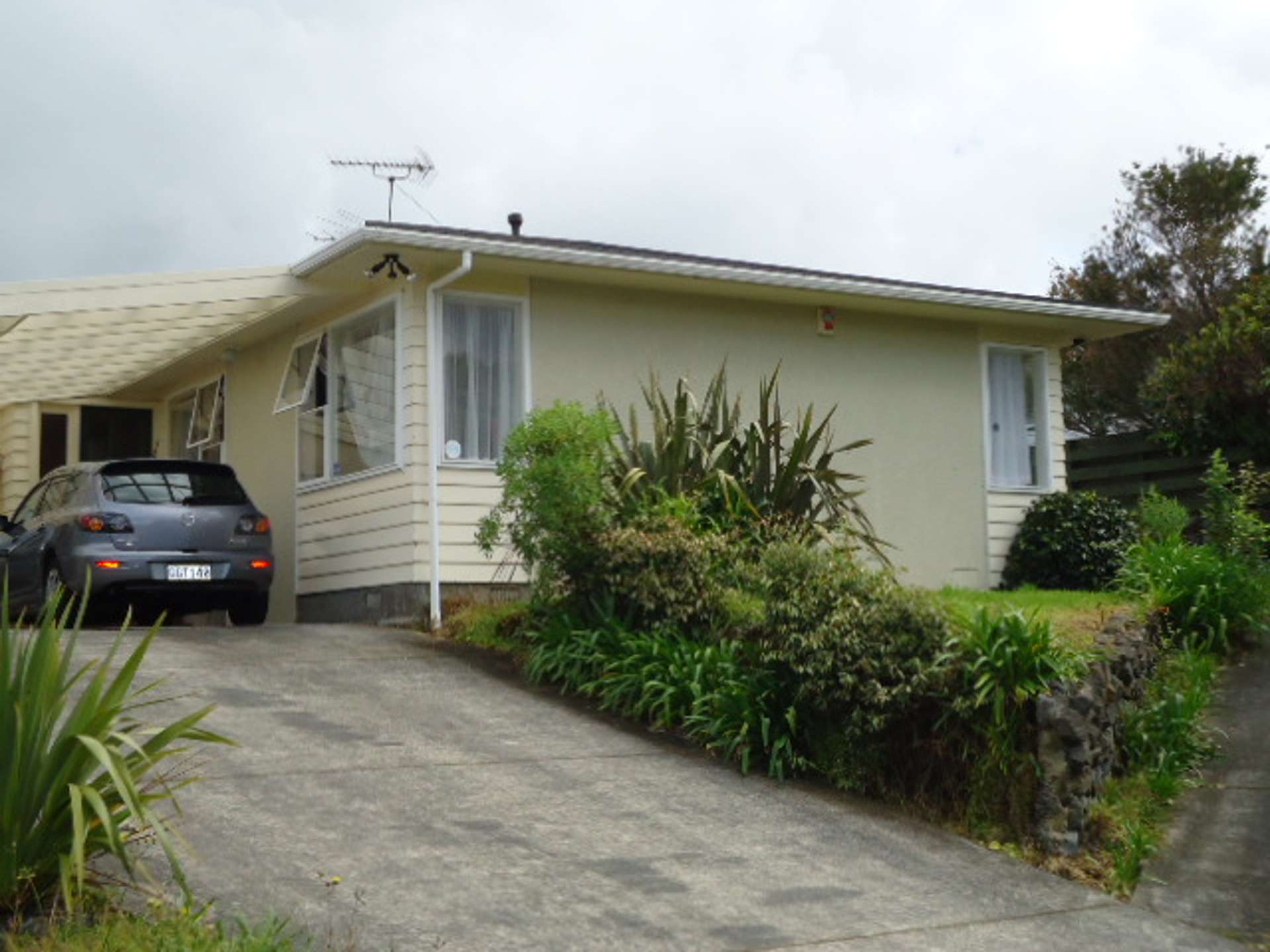 11 Otira Grove Kelson_0