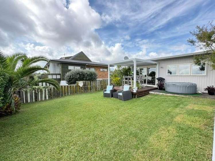 2/2 Maxwelton Drive Mairangi Bay_12