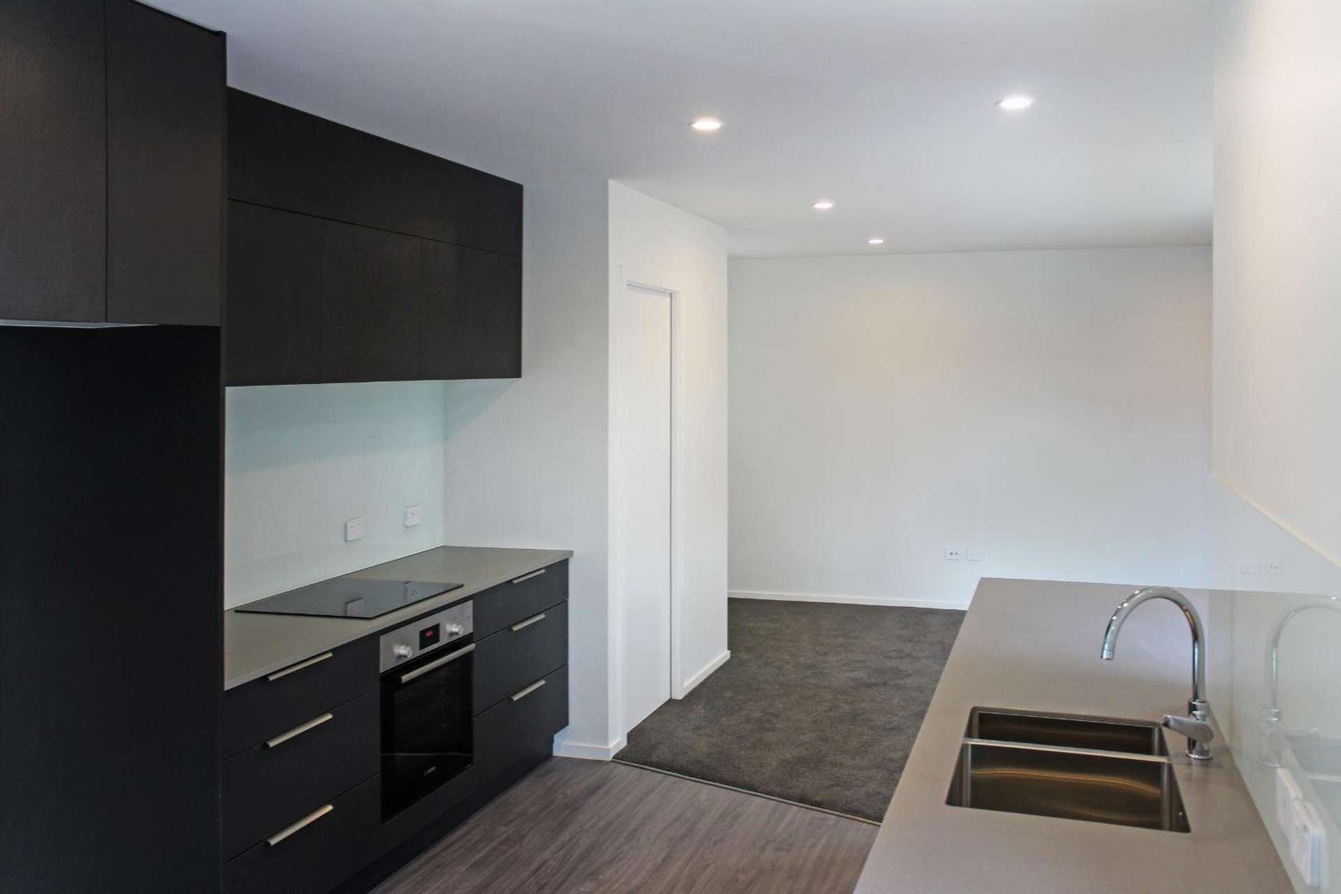 2/278 Worcester Street 1419_0