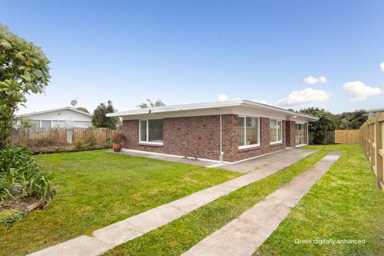 17 Edgerton Road Te Atatu Peninsula_11