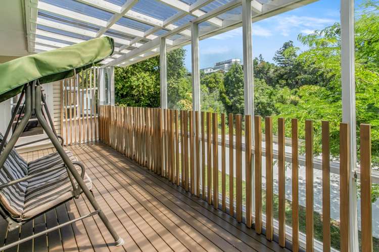 8 Eastglen Road Glen Eden_10