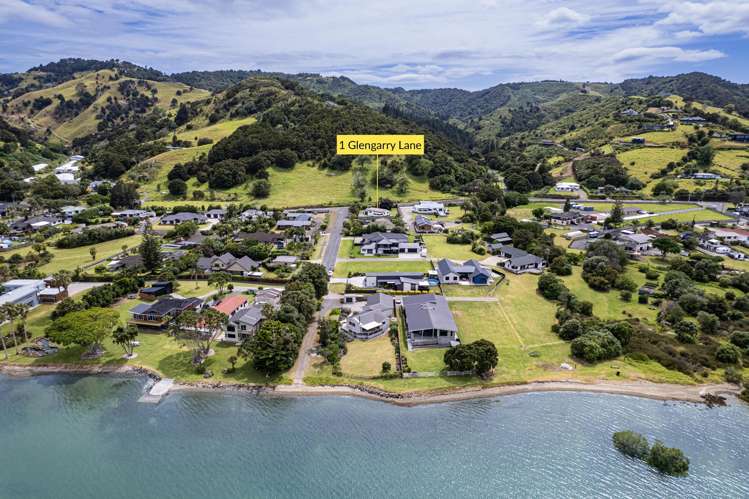 1 Glengarry Lane Tamaterau_12