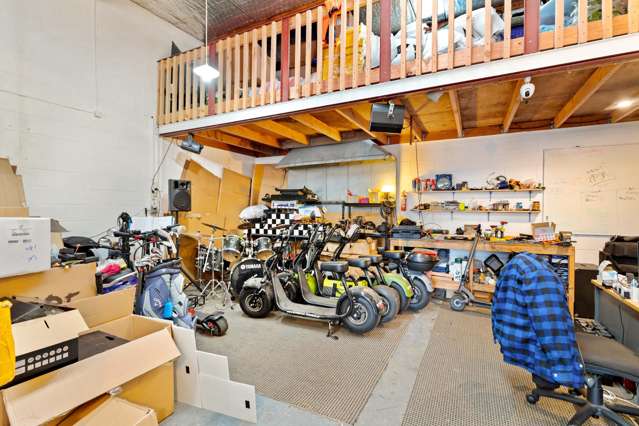 B/8 Southgate Place Henderson North_1