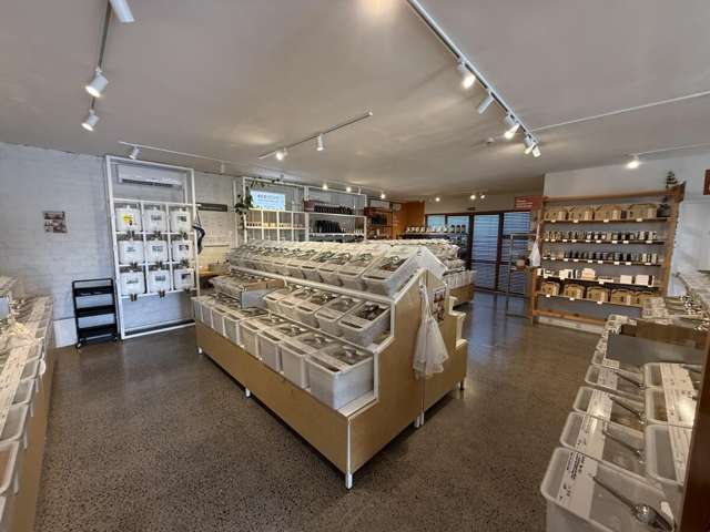 49 Main Road Kumeu_3