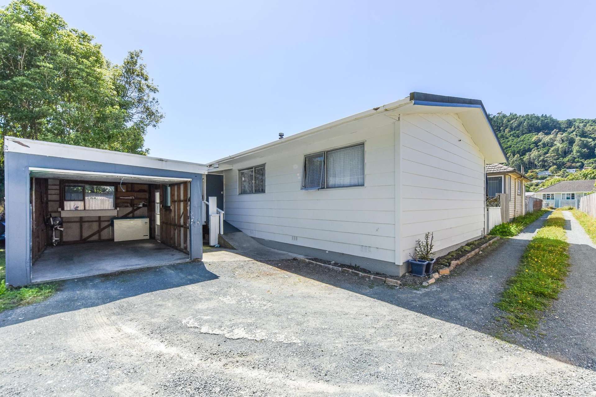 2/240 Kawai Street Nelson South_0