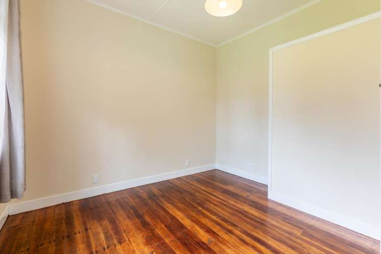 282 High Street Dannevirke_11