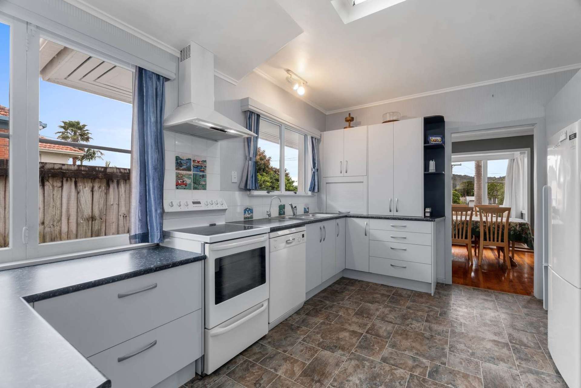 39 Keyte Street Kensington_0