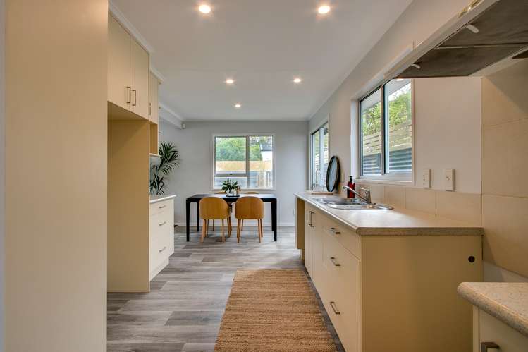 12a Chaucer Road Hospital Hill_13