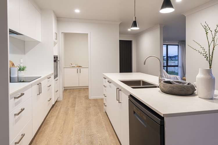 71 Kaurinui Crescent One Tree Point_10