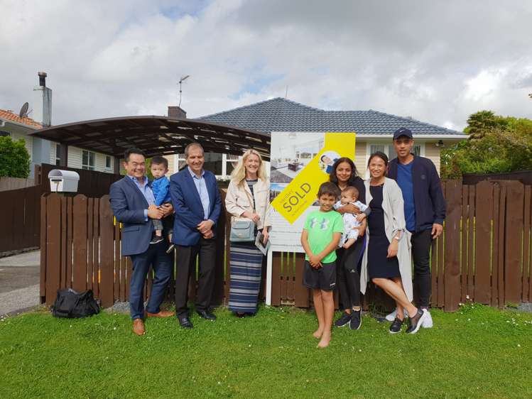 7 Gill Avenue Te Atatu Peninsula_0