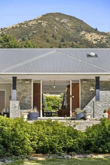 1025 Lake Hawea-Albert Town_1