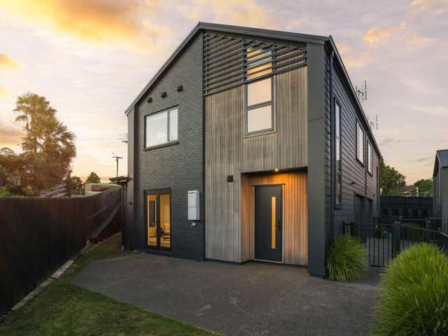 Sophisticated Townhouse