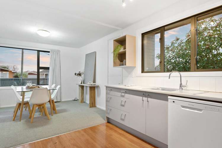 41 Teesdale Street Burnside_2