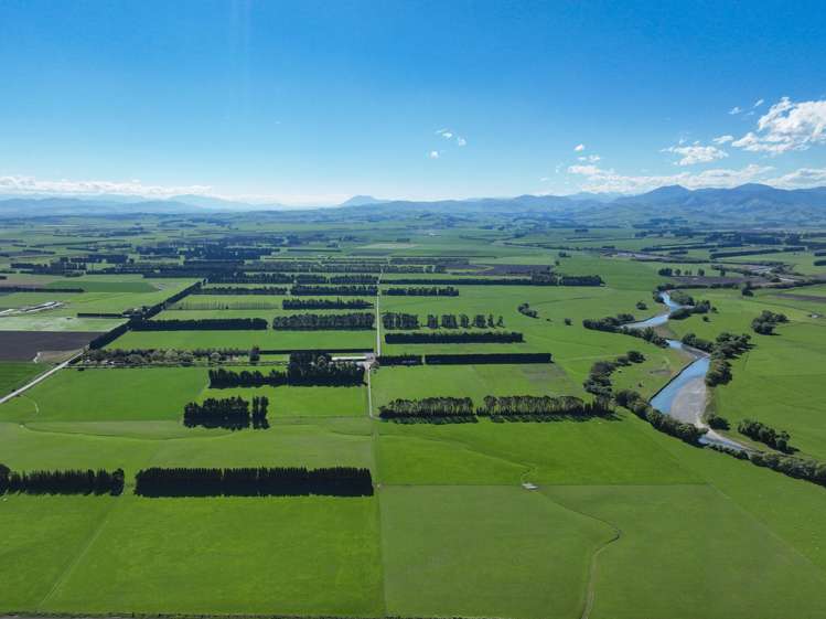 Riversdale-Ardlussa Road Riversdale_17