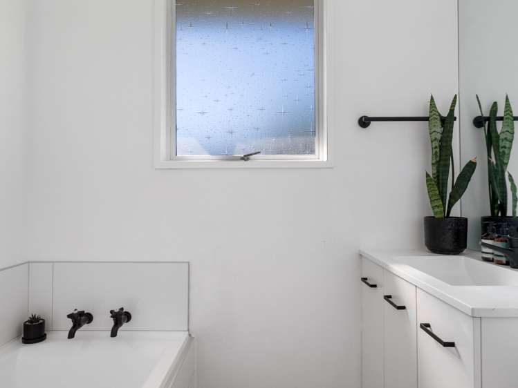 7 Te Araki Place Ngapuna_13