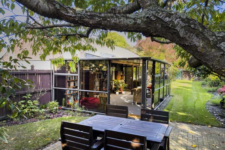 76 Solomon Avenue Redwood_15