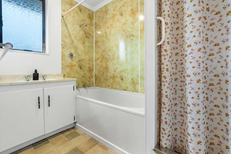 227E Oxford Street South Dunedin_13