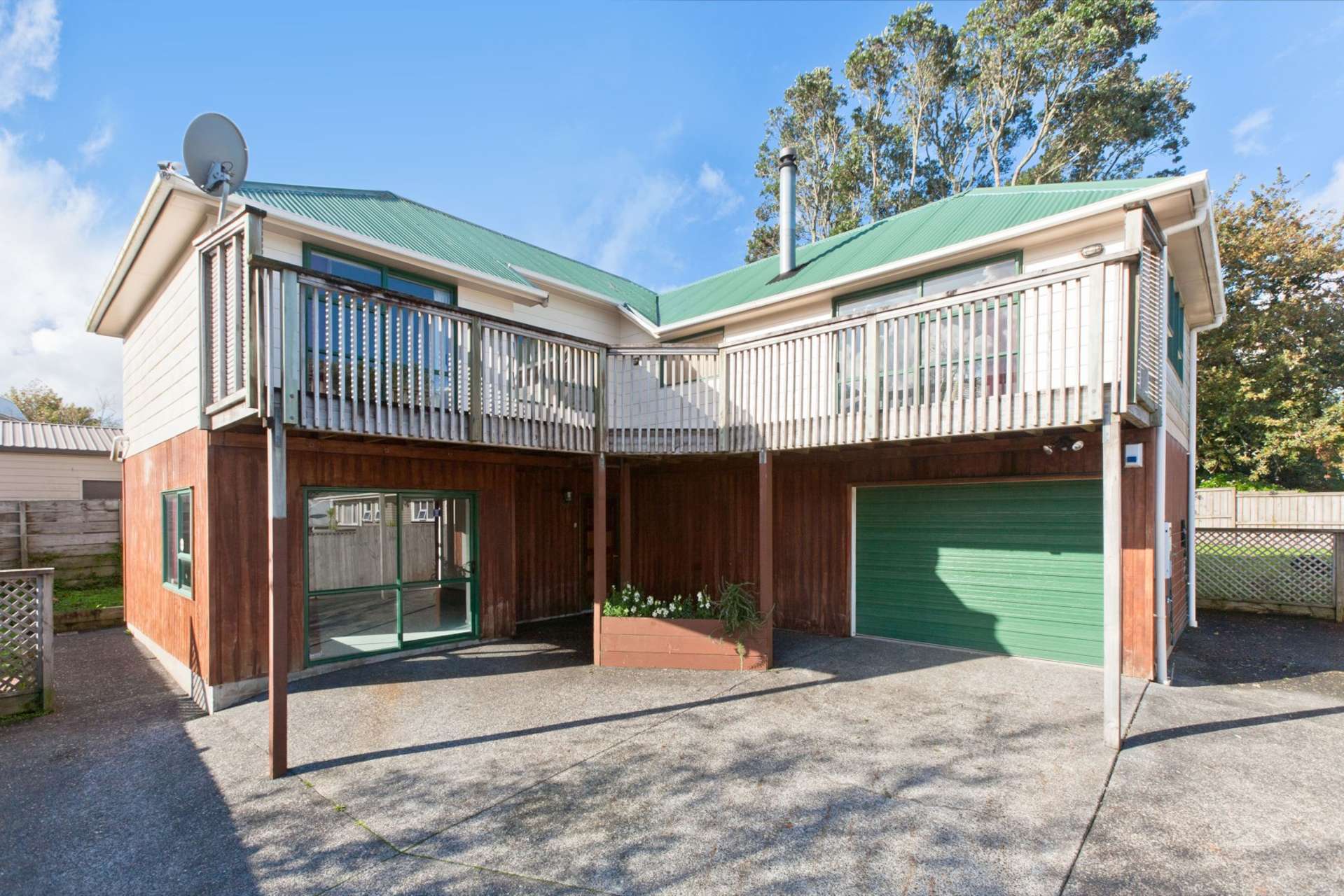 2/2 Bowers Road Glen Eden_0