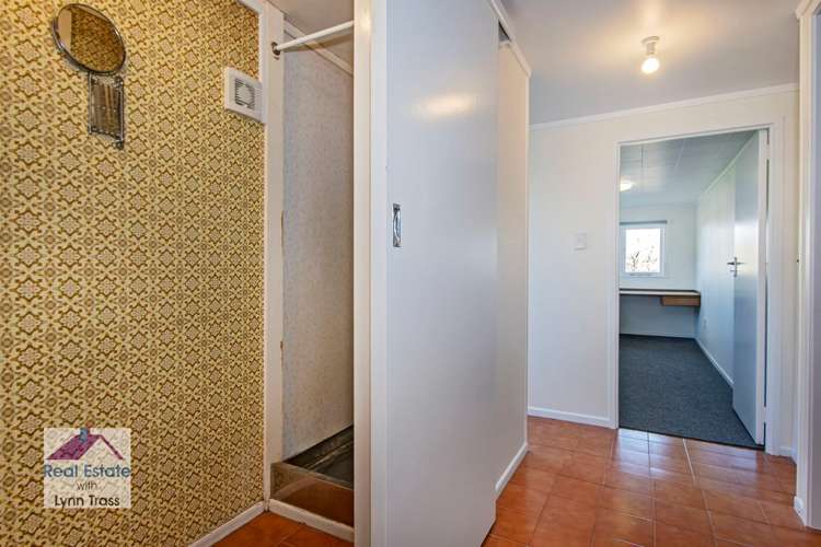 42 Memorial Drive Parahaki_18