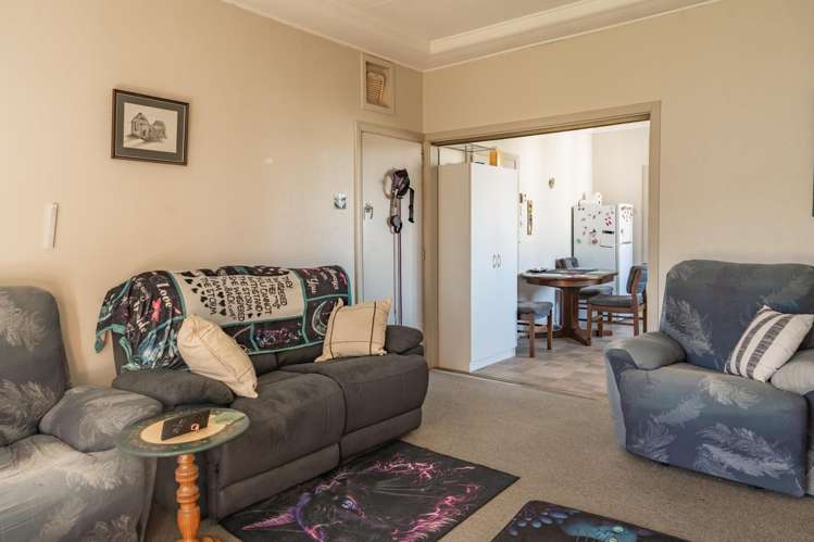 33 Shakespeare Street Milton_12