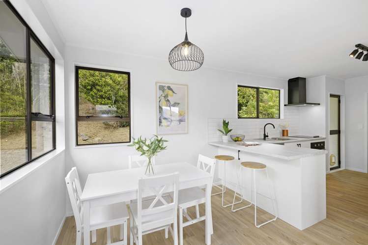 66 Castlerea Street_5