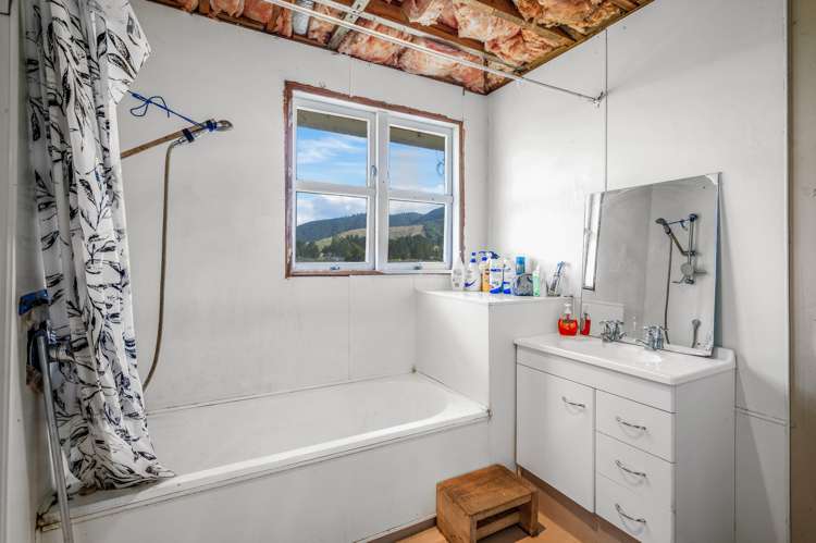 24 Mountain Road Maunganamu_15