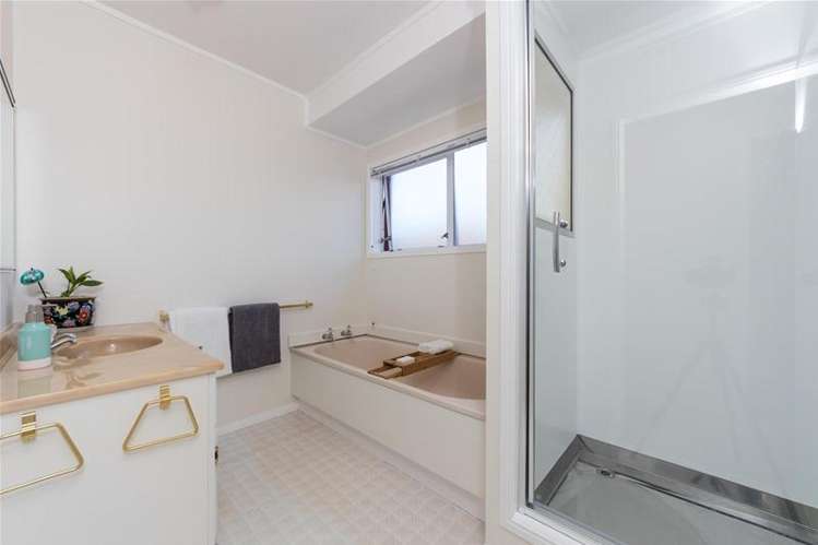 2/74 Howe Street Howick_6