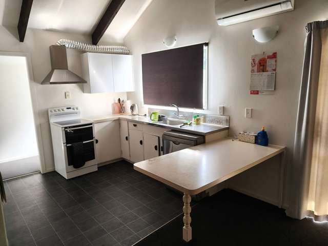 83 Norfolk Crescent Otaki Beach_3