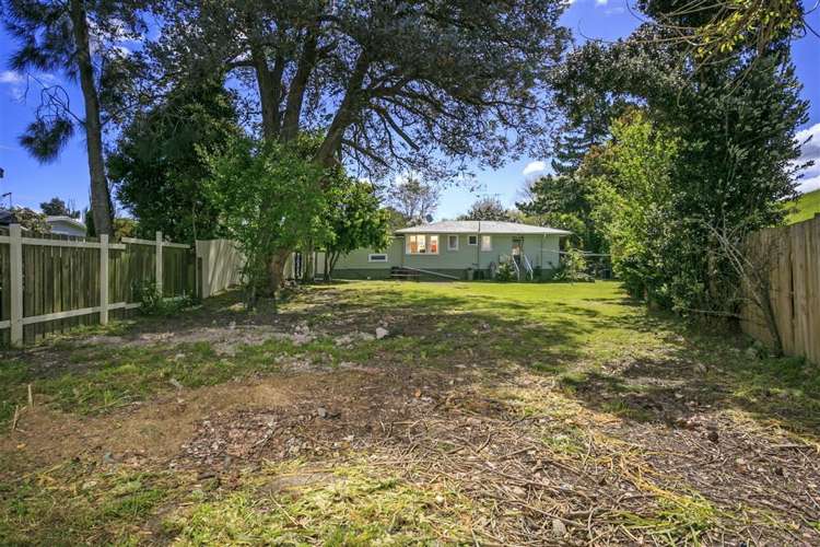 25 Totaravale Drive Totara Vale_18
