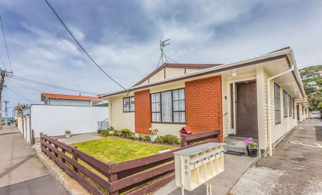 1/200 Onepu Road Lyall Bay_3