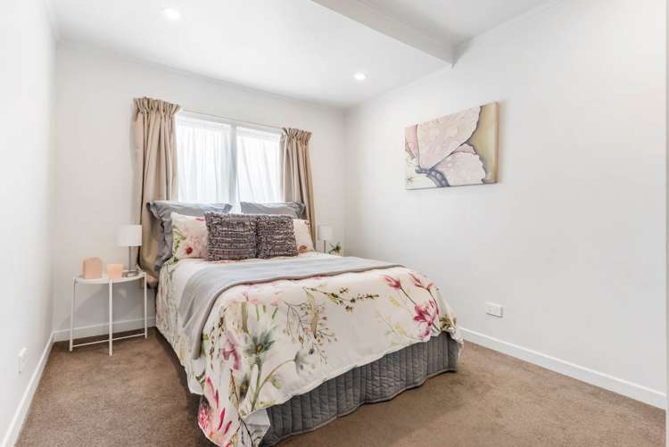 1/154 Glengarry Road Glen Eden_14