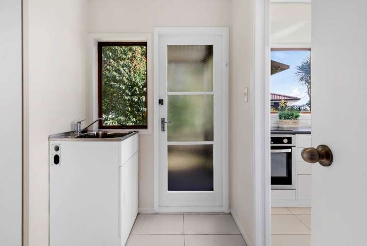 3/4 Glenwood Avenue Birkenhead_17