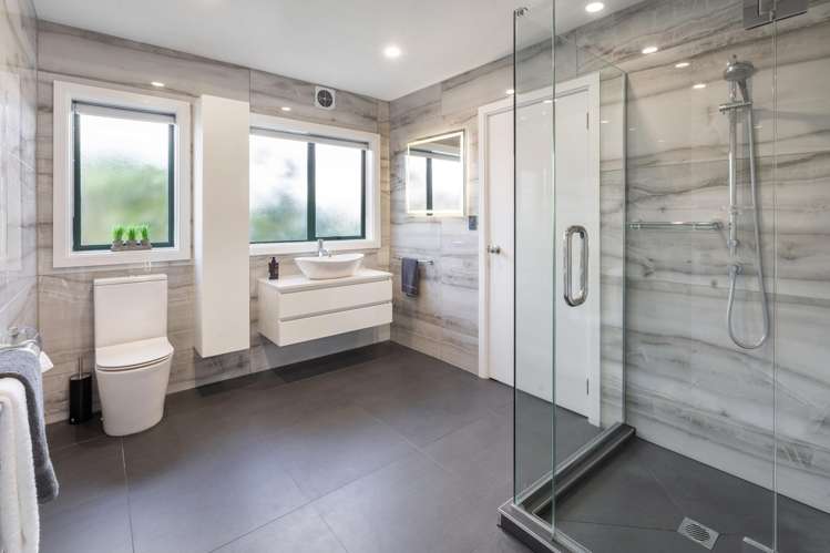 2/14 Travers Place Northpark_16