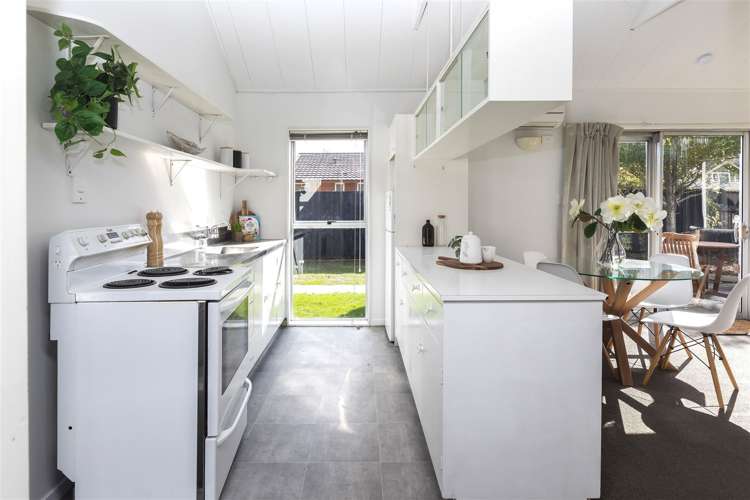 2/23 Bretts Road Saint Albans_6