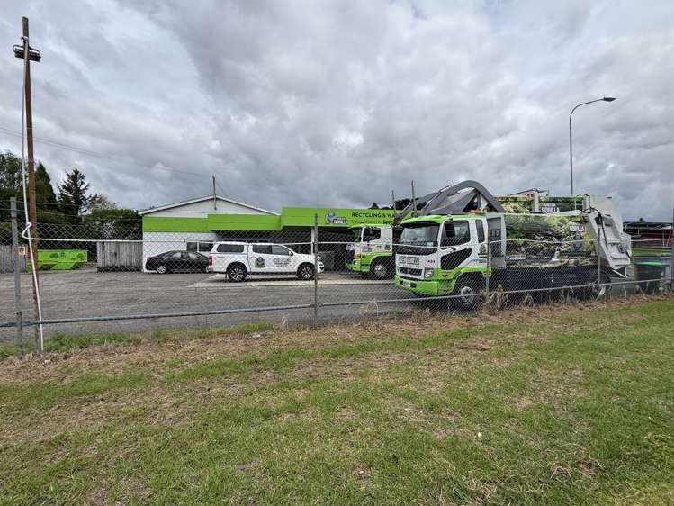 1 Pyes Pa Road Pyes Pa_9