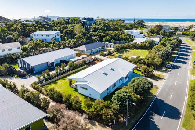 53 Seabreeze Road Mangawhai Heads_1