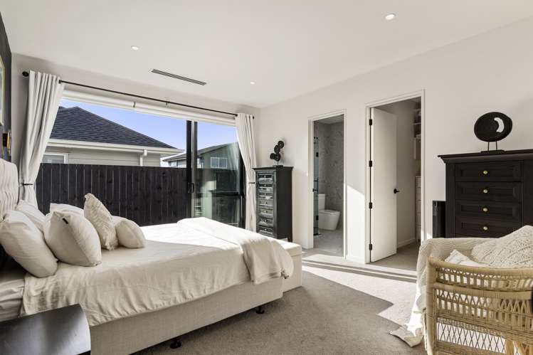 7 Betsy Lane Wainui_13