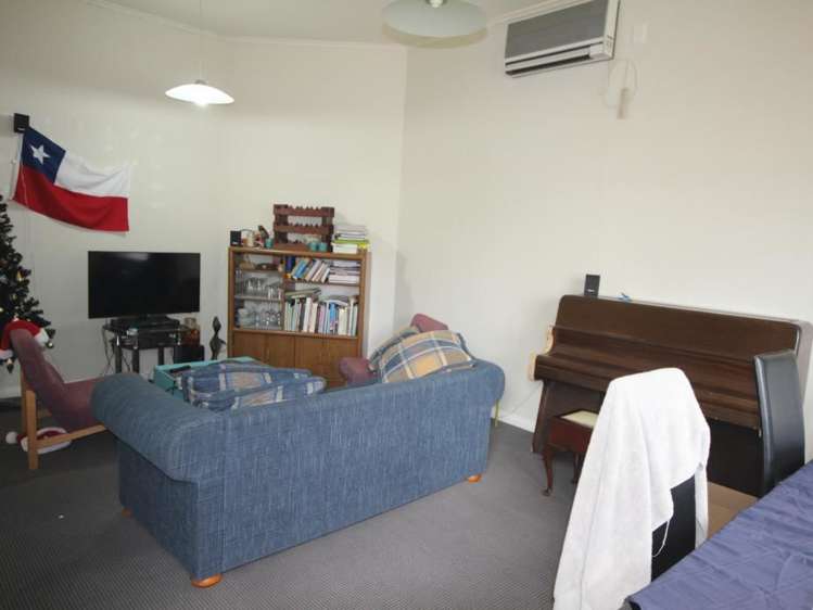 187 Daniell Street Newtown_13