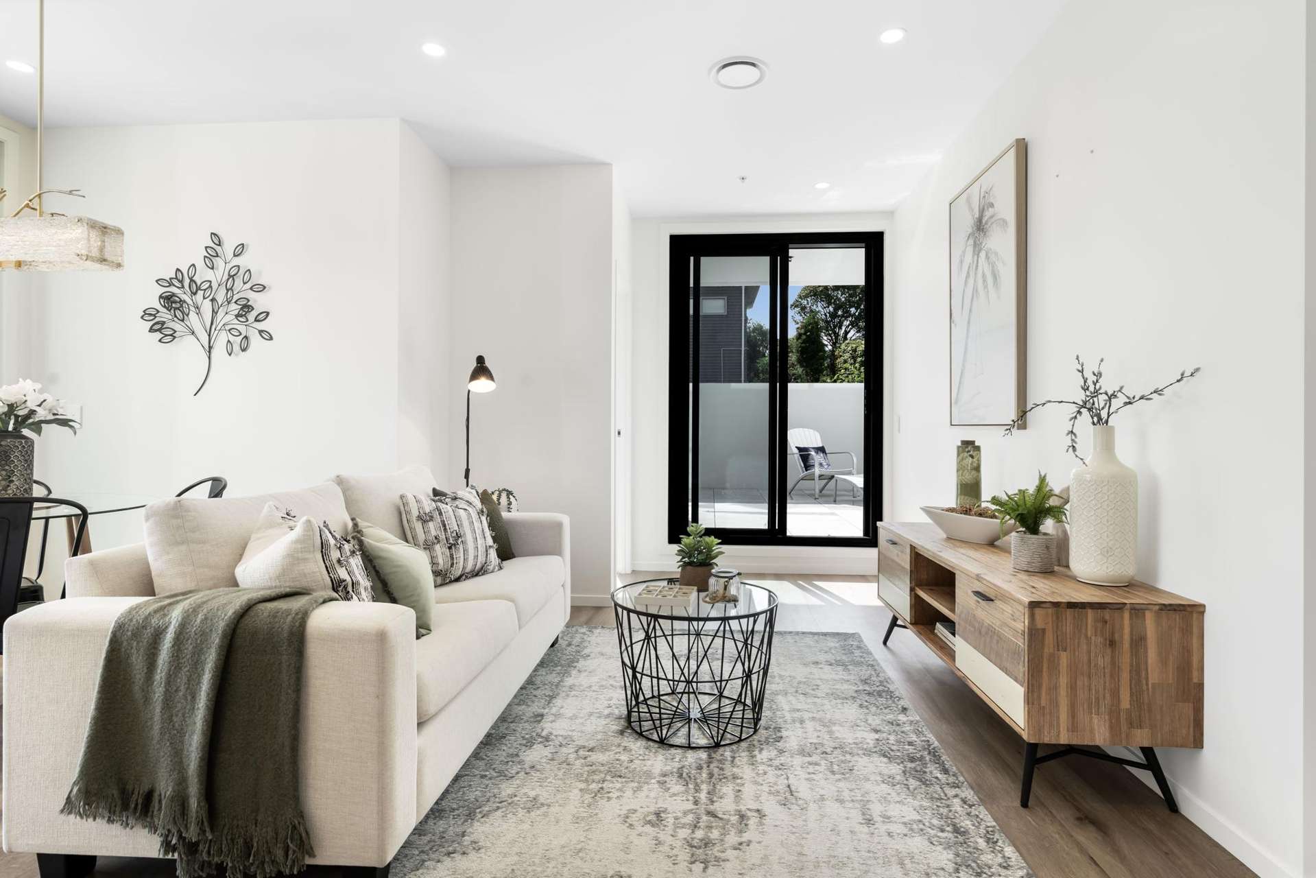 12 Barrack Road Mt Wellington_0