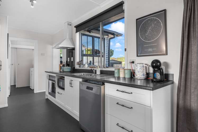 13 York Street Solway_7