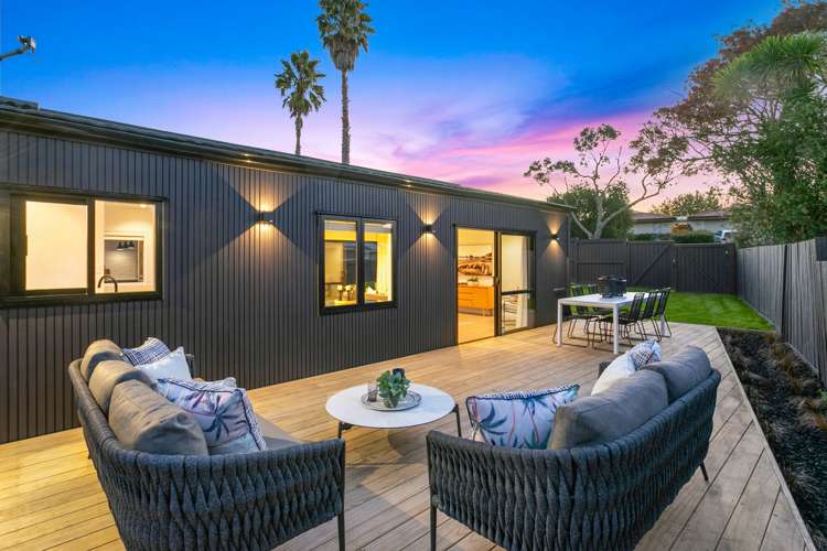 13 Davita Place Farm Cove_7