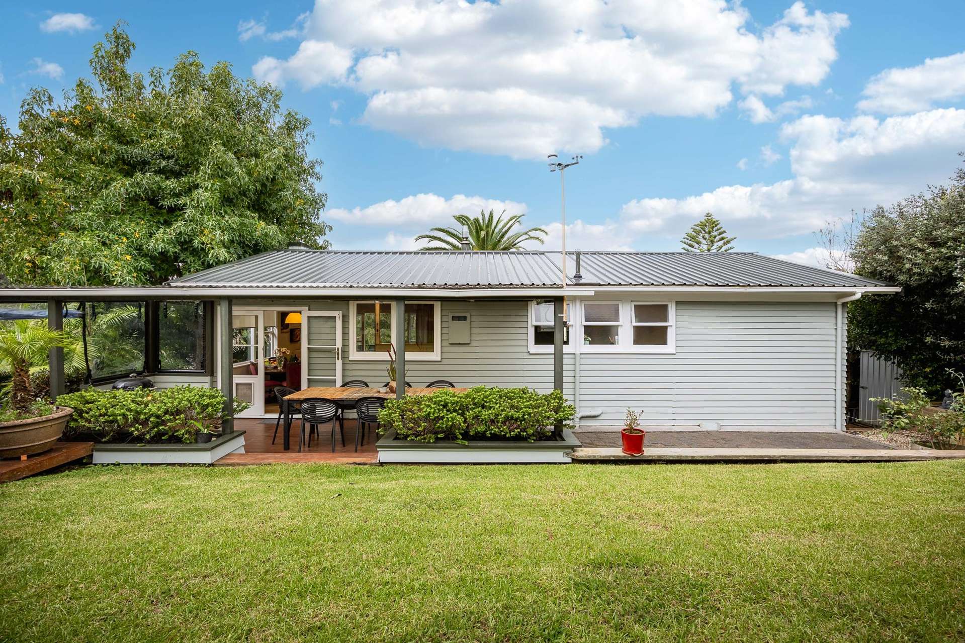 16 Mcphail Street Birkdale_0