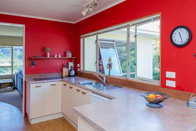 32 Campion Road Waikanae Beach_3